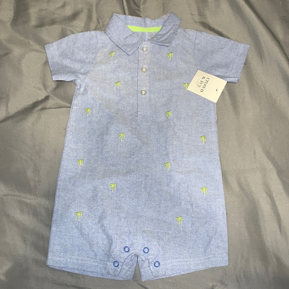 Crown & Ivy Shortall